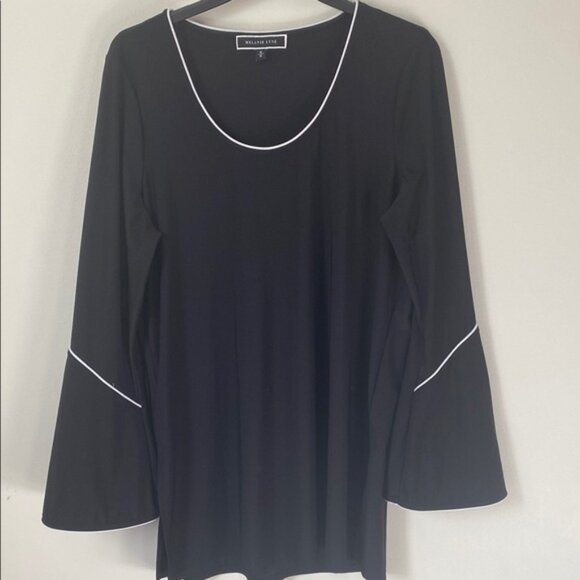 Black Relaxed Blouse with White Trim and 3/4 Sleeves - Picture 1 of 5